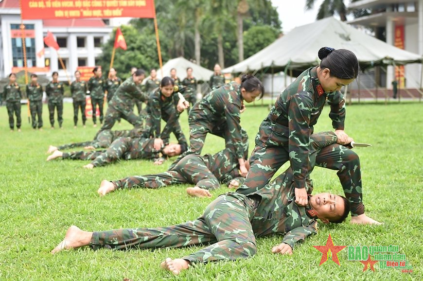 Tự hào những bông hoa “thép” của Binh chủng Đặc công